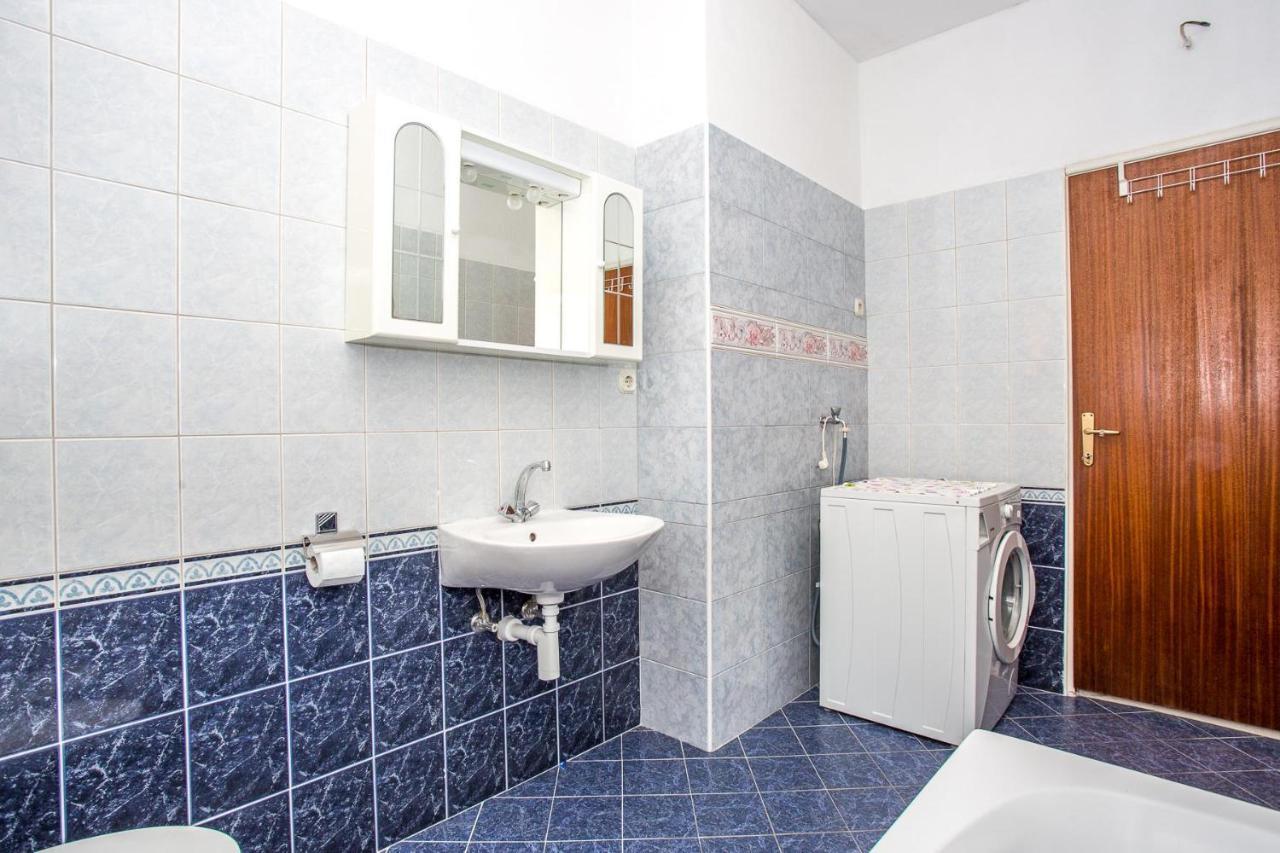 מאקרסקה Apartments Nuic 748 מראה חיצוני תמונה