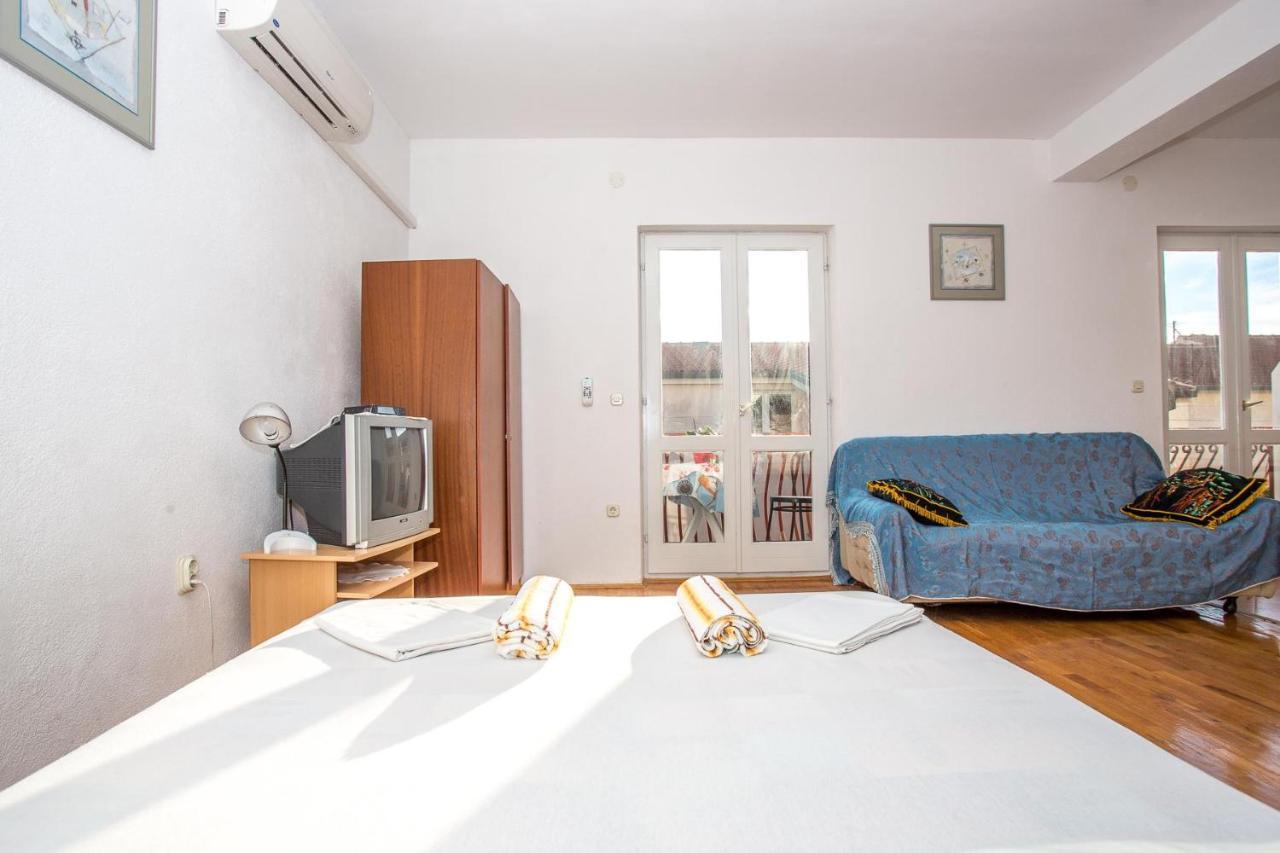 מאקרסקה Apartments Nuic 748 מראה חיצוני תמונה