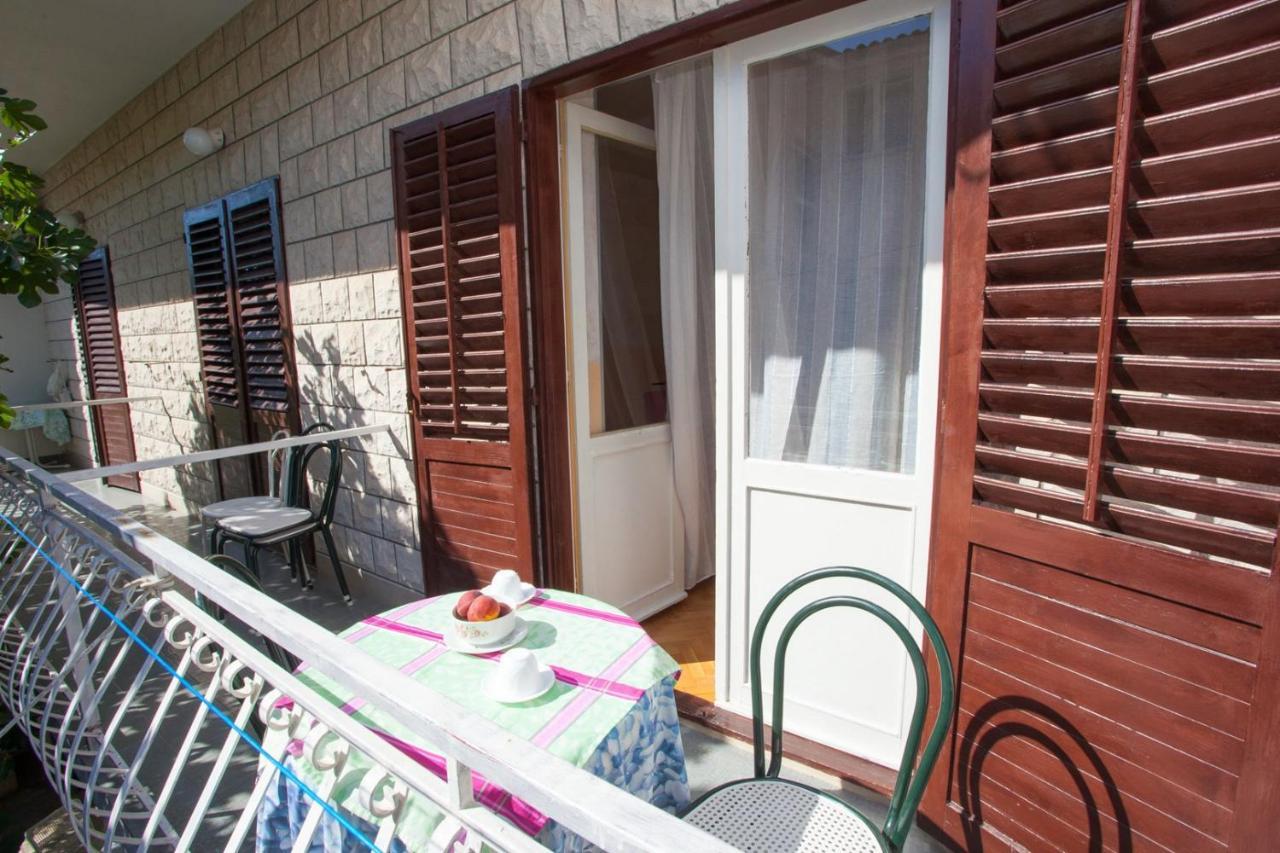 מאקרסקה Apartments Nuic 748 מראה חיצוני תמונה