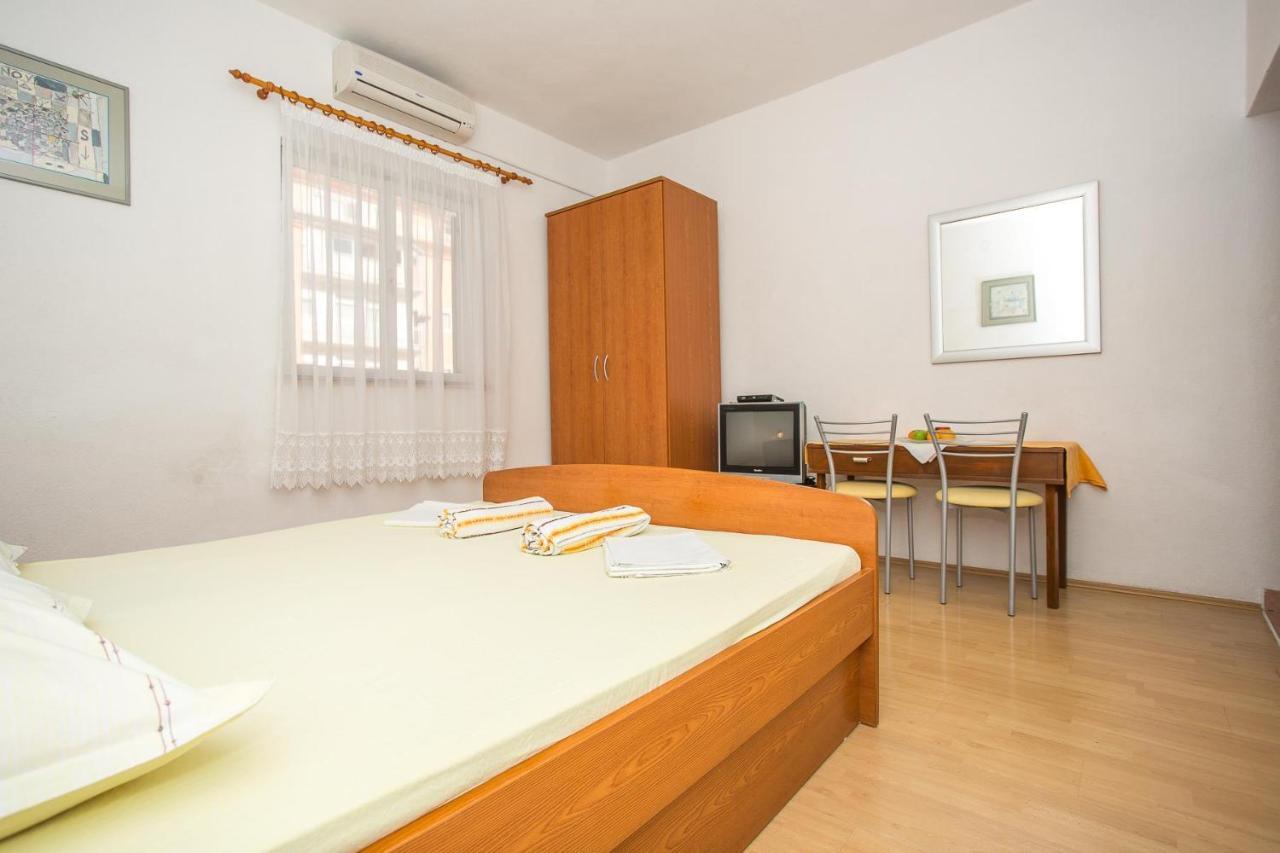 מאקרסקה Apartments Nuic 748 מראה חיצוני תמונה