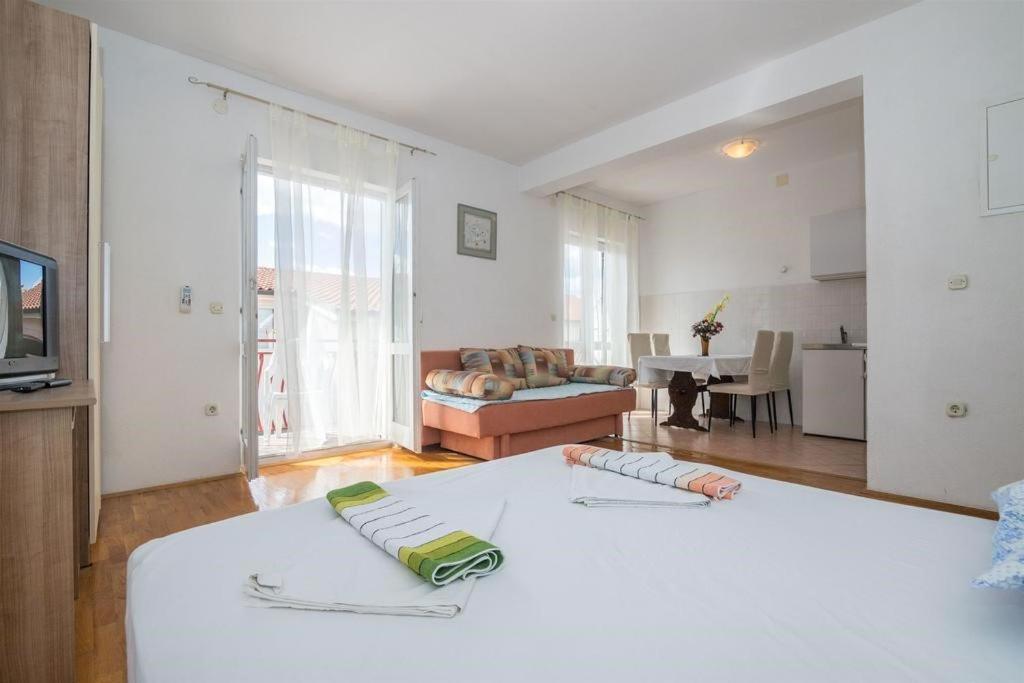 מאקרסקה Apartments Nuic 748 מראה חיצוני תמונה